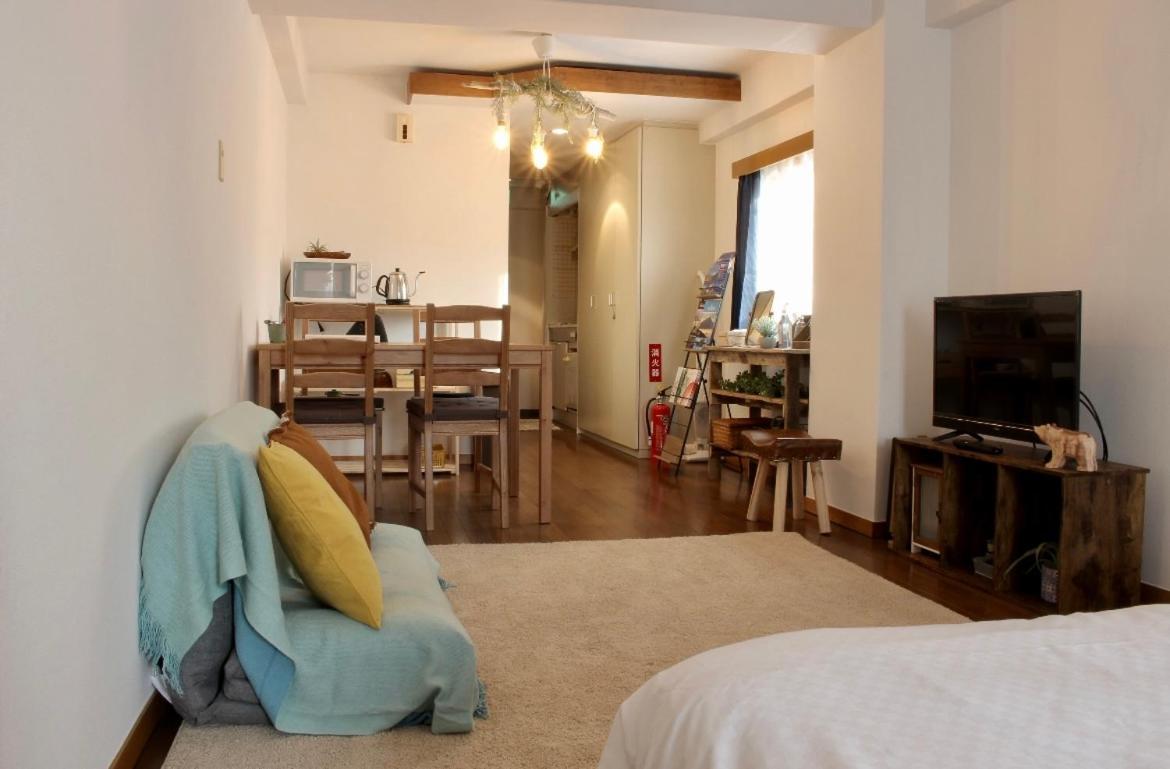 Tipy Records Inn Room Odavari Kültér fotó